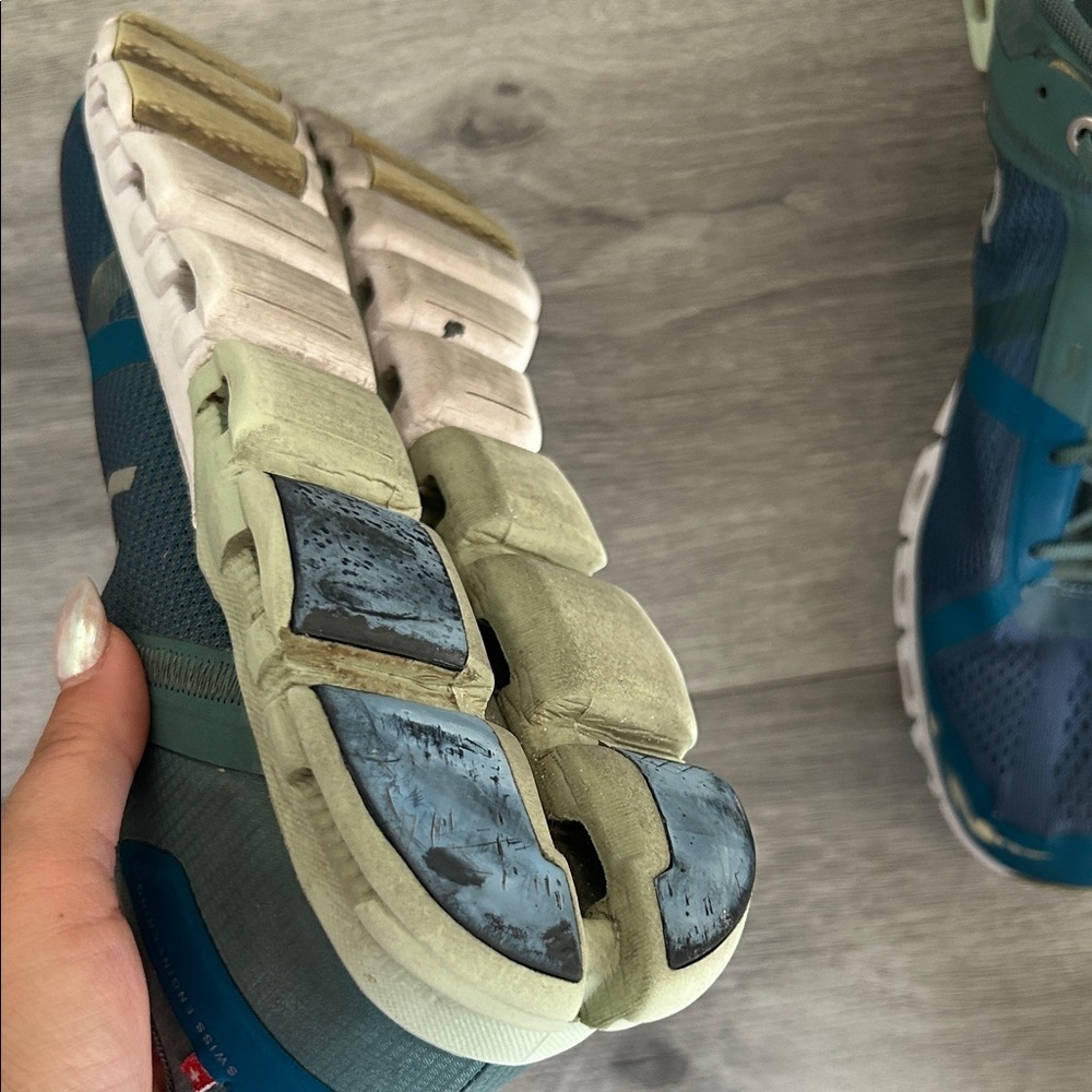 ON RUNNING Cloudflow 'Sea Petrol' Running Shoes Size 11.5 - Picture 6 of 13